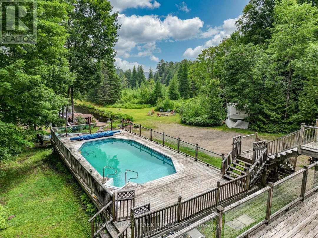 1013 MERRICK DRIVE, Wood Lake