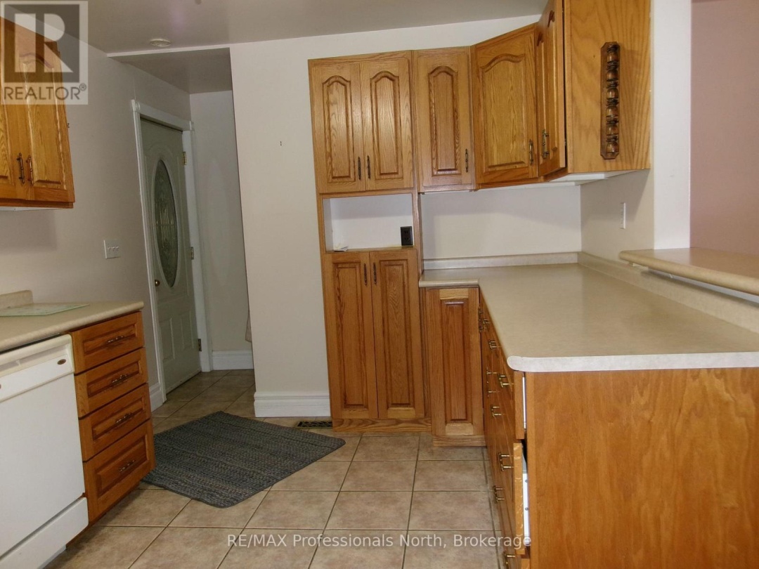 646 MOUNTAIN STREET, 