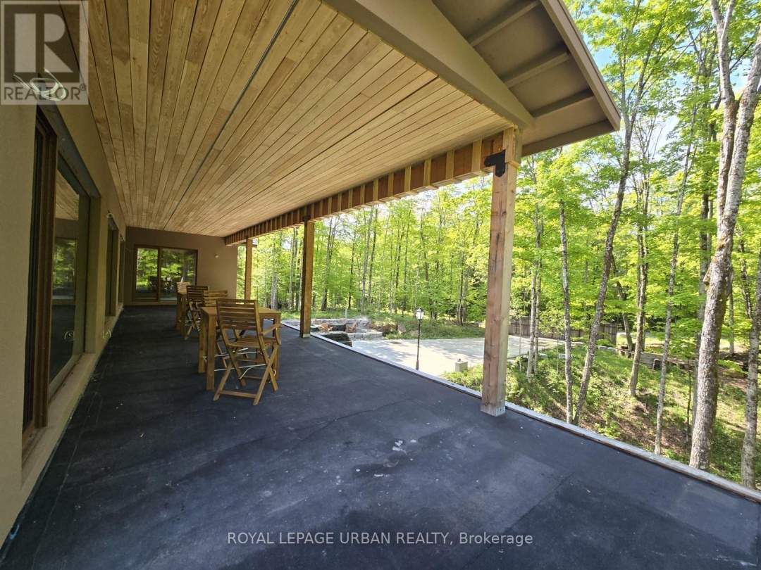 1739 TRAPPER'S TRAIL ROAD, 