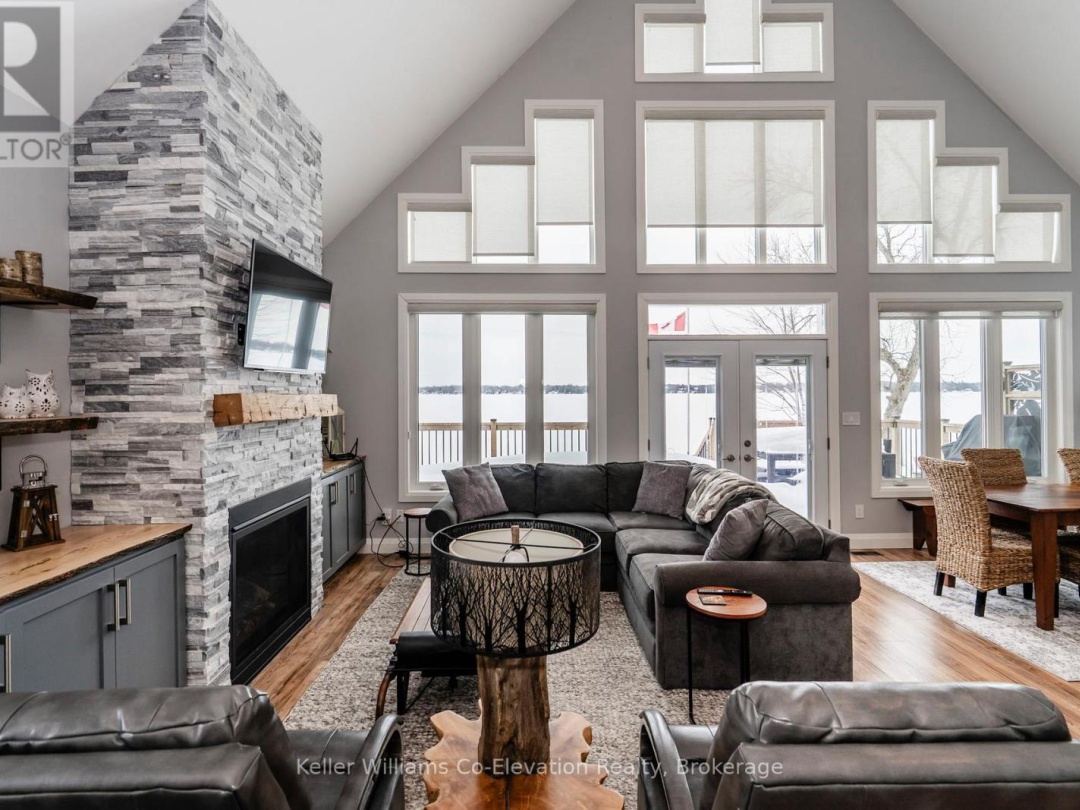4073 Dalrymple Drive, Dalrymple-south Lake