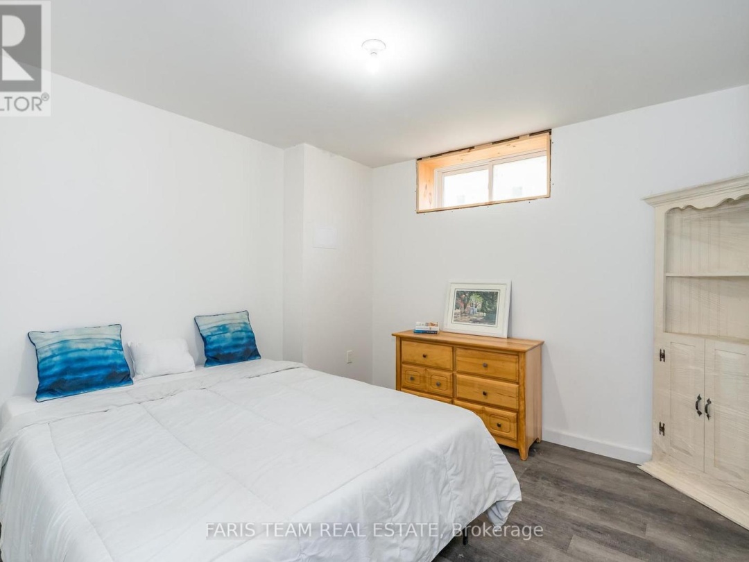 1036 Beverley Lane, Gull Lake
