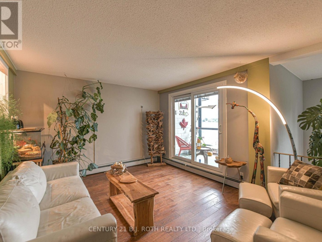 15 - 40 VICTORIA CRESCENT, 