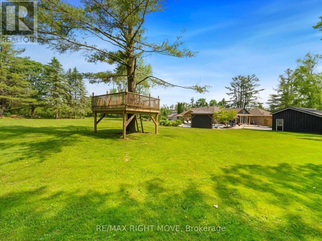 1948 CARRIAGE COURT, 