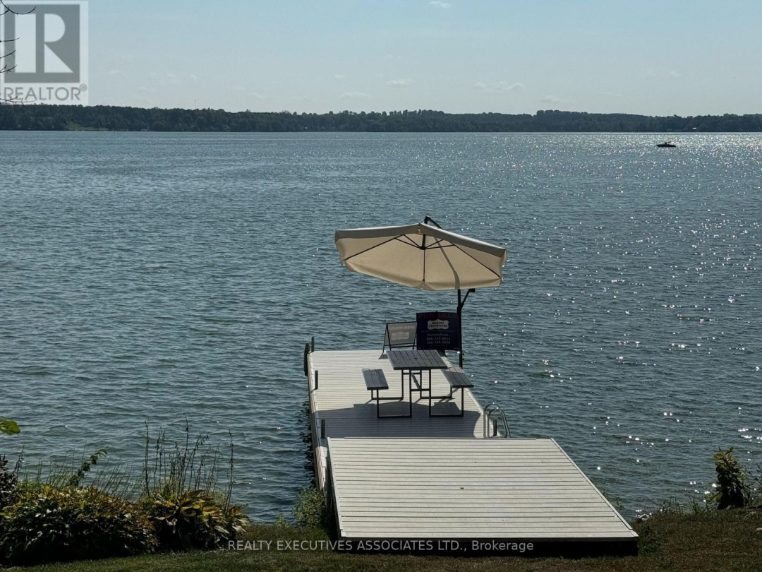 22 LAKEVIEW BOULEVARD, 