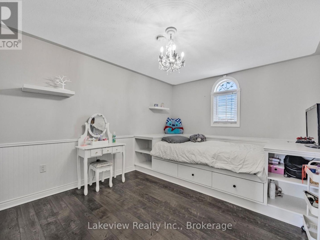 31 CLEOPATRA COURT, 