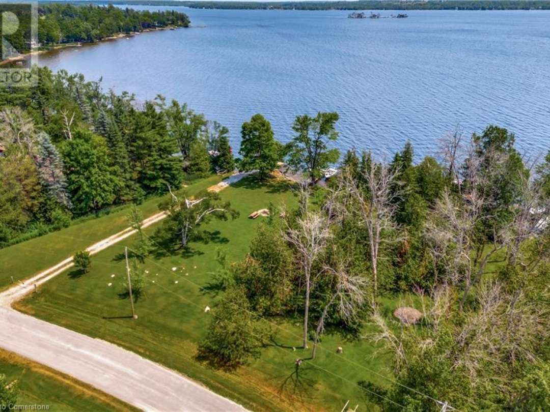 33 GRAHAM Drive, 