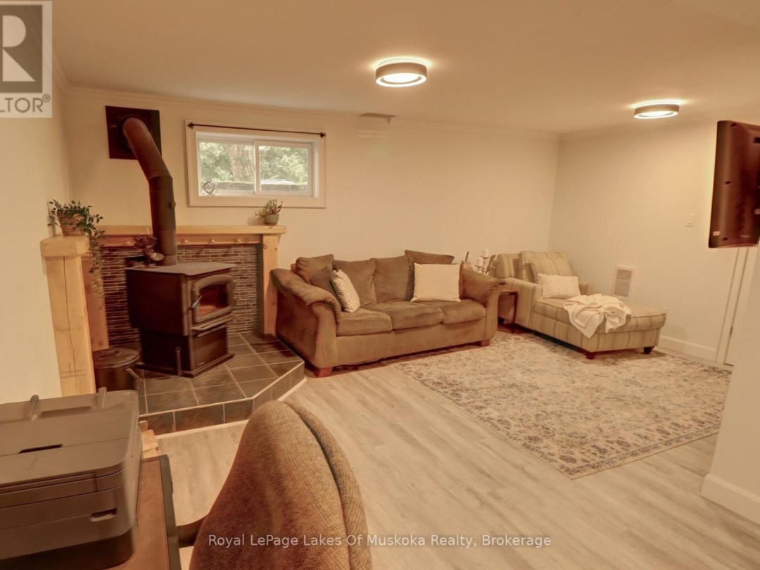 38 FLORENCE STREET W, 