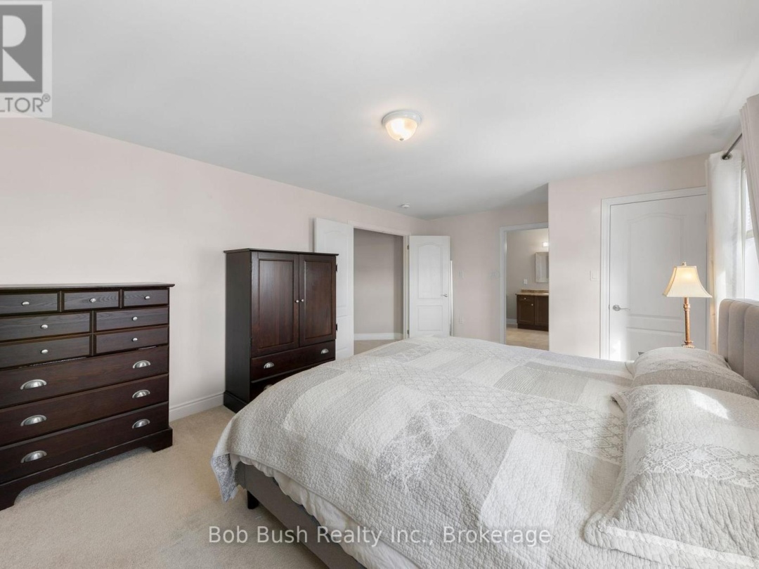 3067 Monarch Drive, Orillia