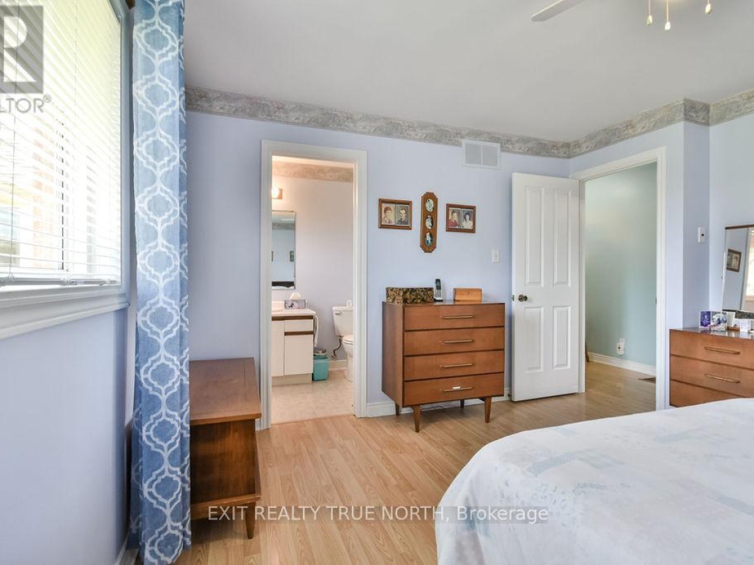 16 Hepinstall Place, Oro-Medonte