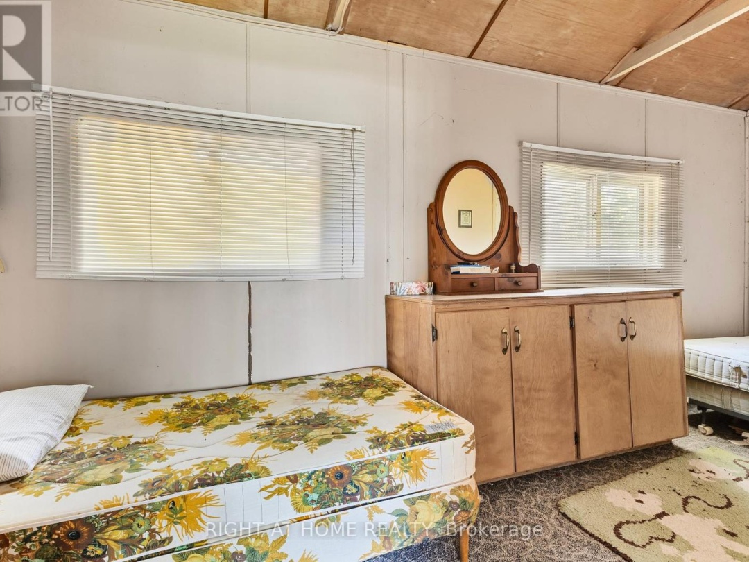 194 MCGUIRE BEACH ROAD, 