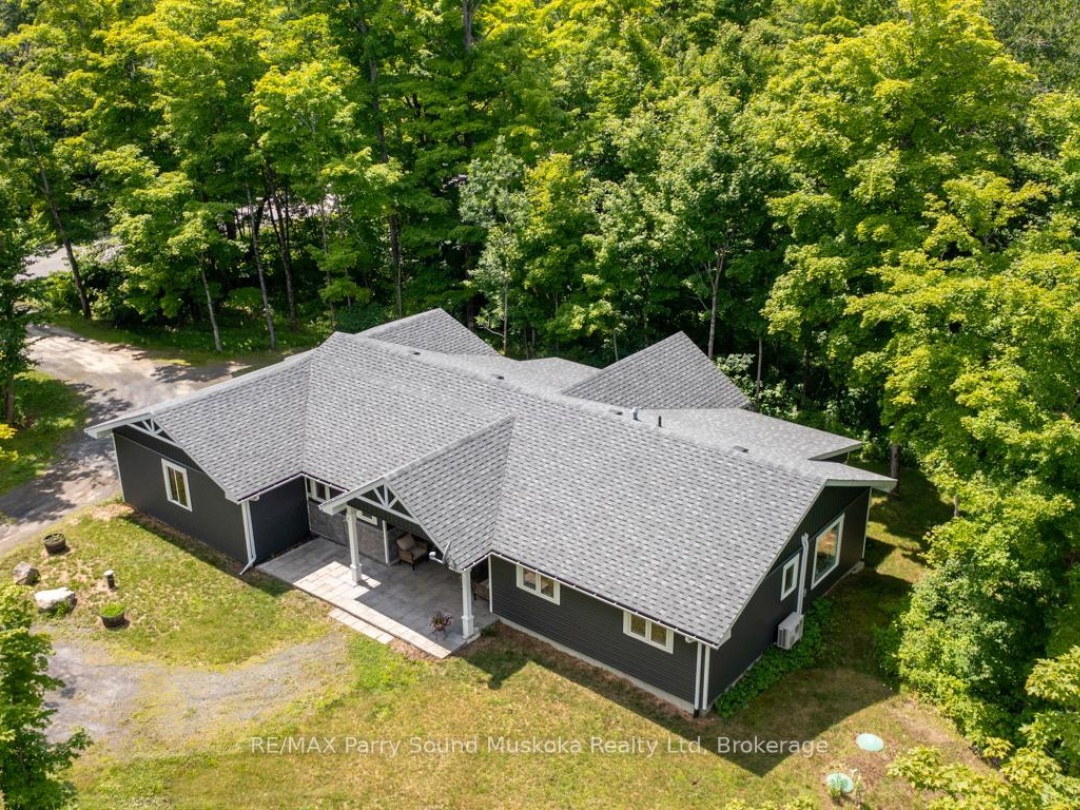 36 LONG LAKE ESTATES ROAD, 