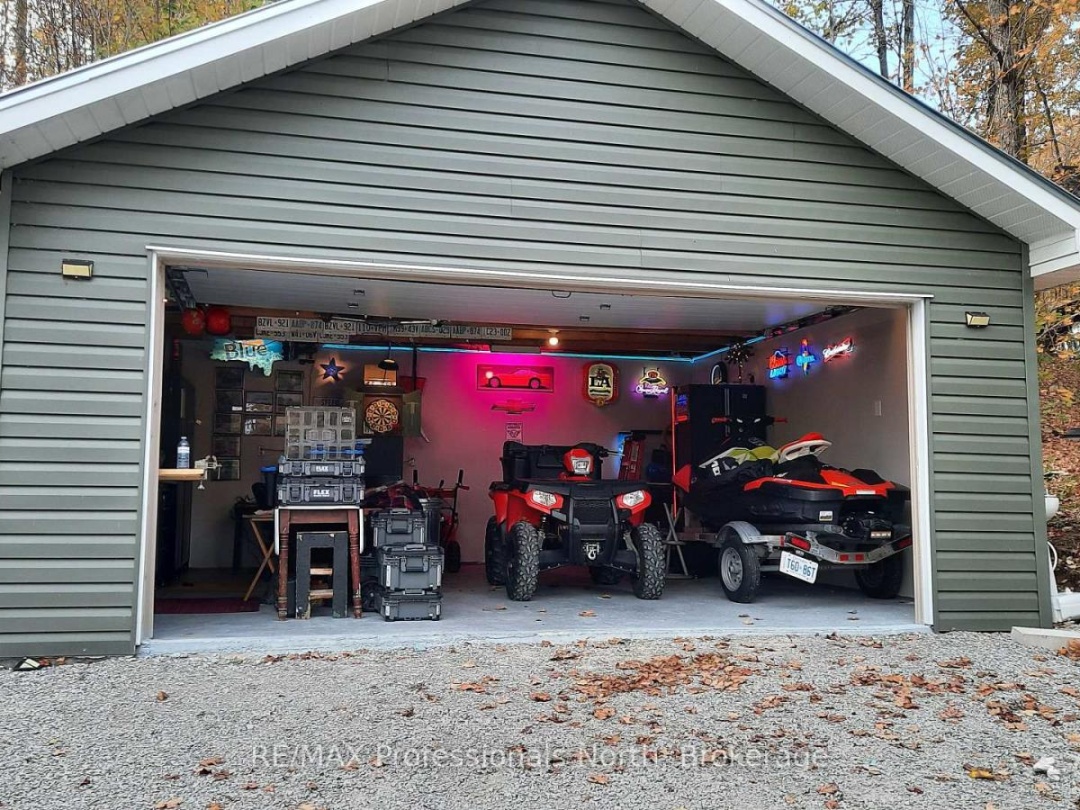 1065 SHADED WATER TRAIL, 