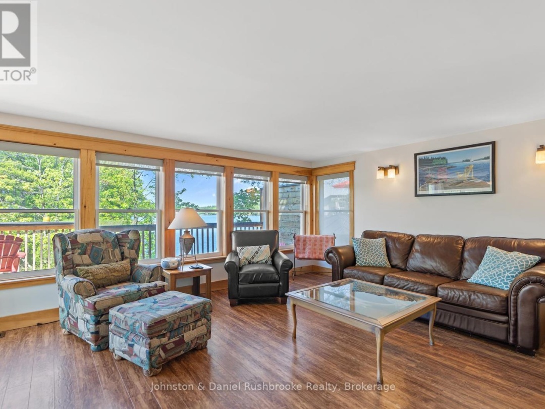 1190 South Morrison Lake Road, Morrison Lake