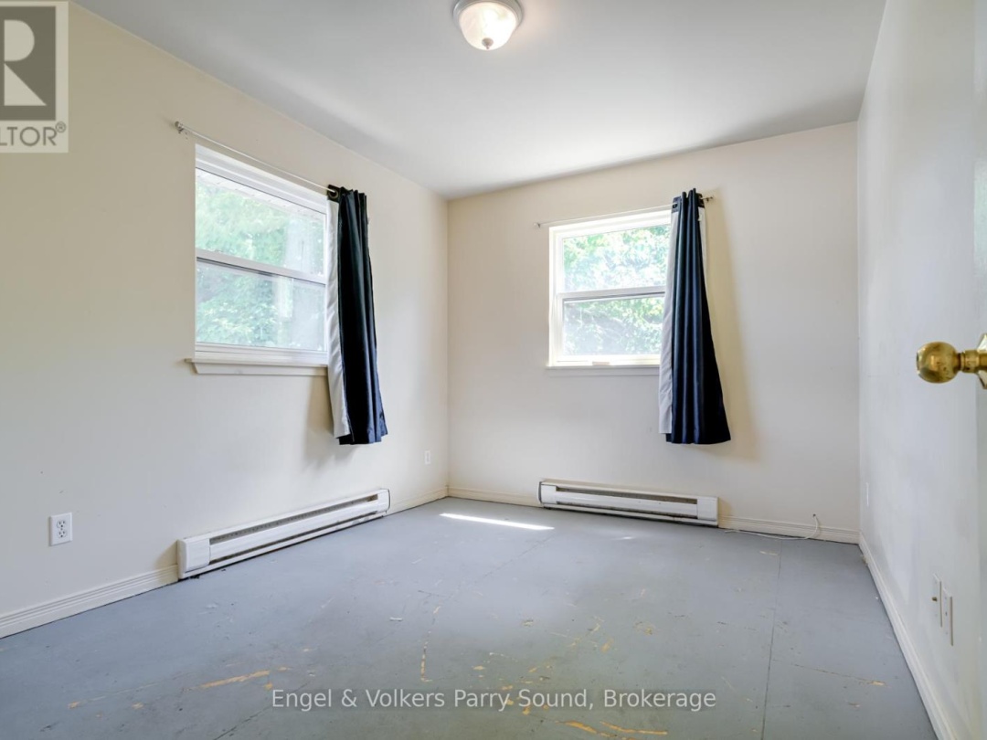 128 Isabella Street, Parry Sound
