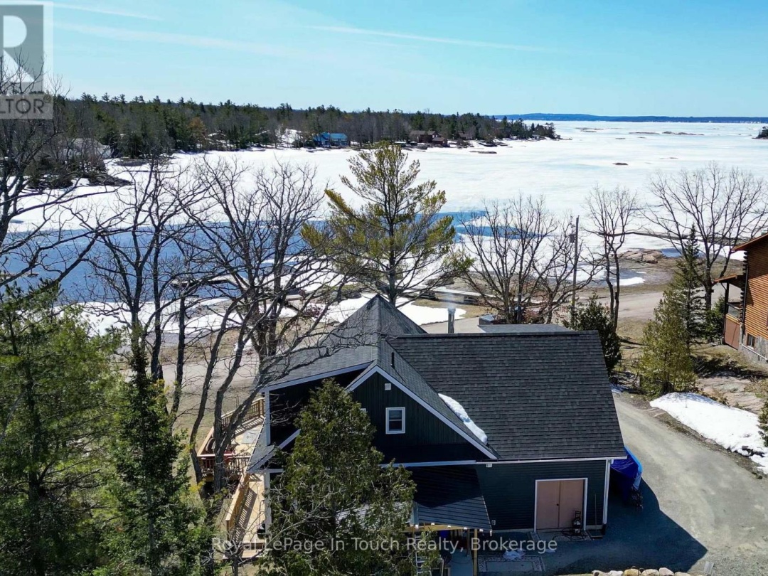 26 Macey Bay Road, Georgian Bay