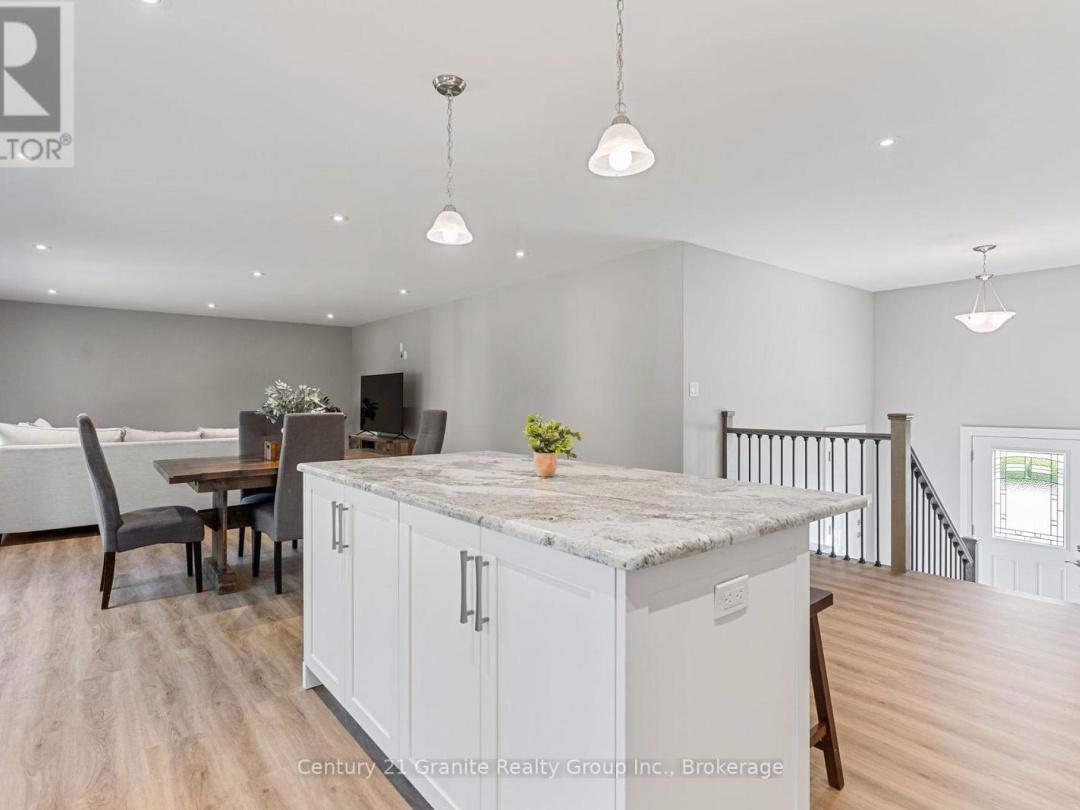 7 MARLUC AVENUE, 