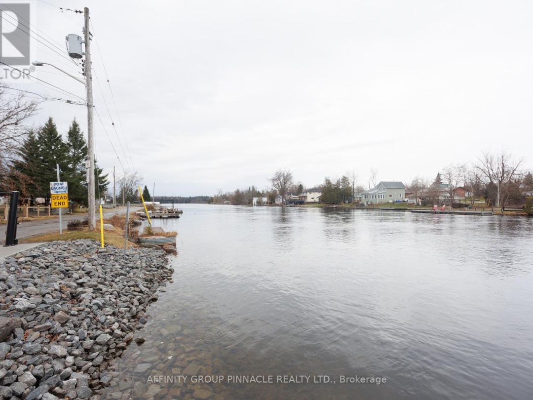 6 Queen Street, Gull River