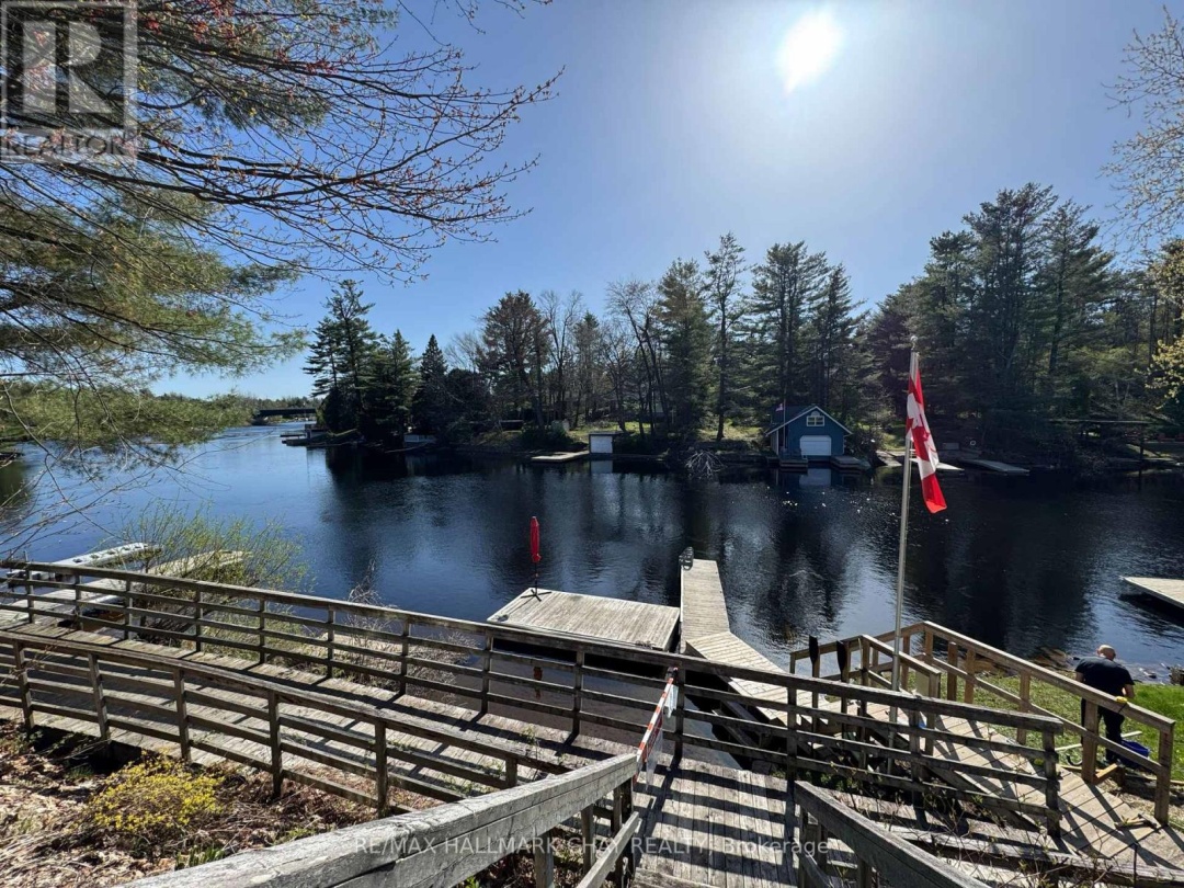 20 Liza Crescent, Lake Muskoka