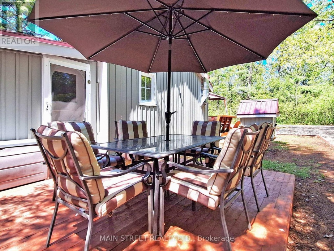 2 Ceadarhurst Avenue, Sturgeon Lake