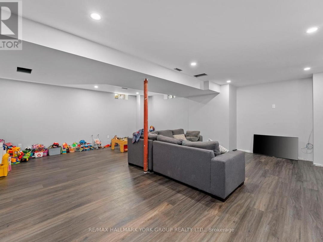 1 Furniss Street, Lake Simcoe