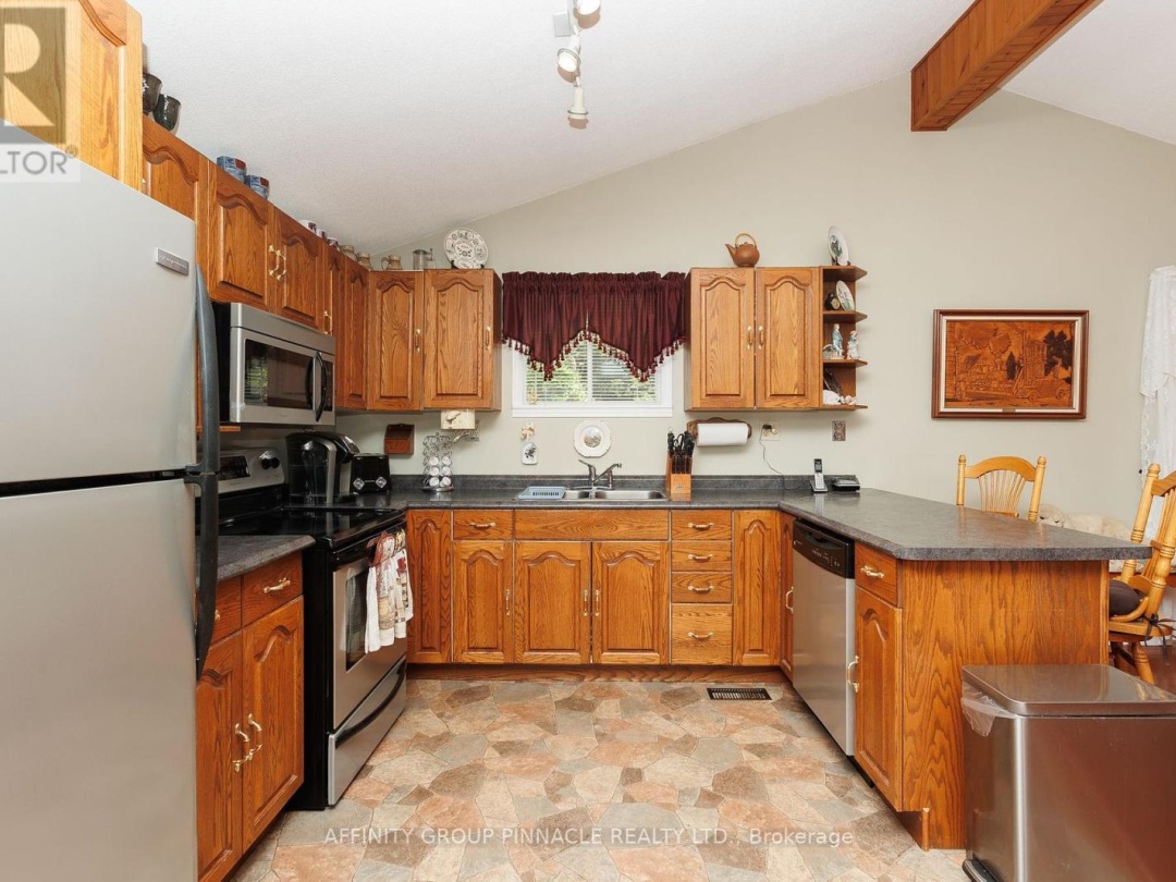 3 HEMLOCK STREET, 