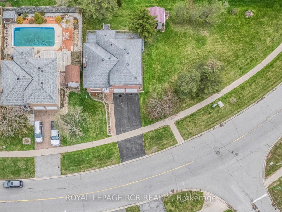 80 Woodside Drive, Orillia