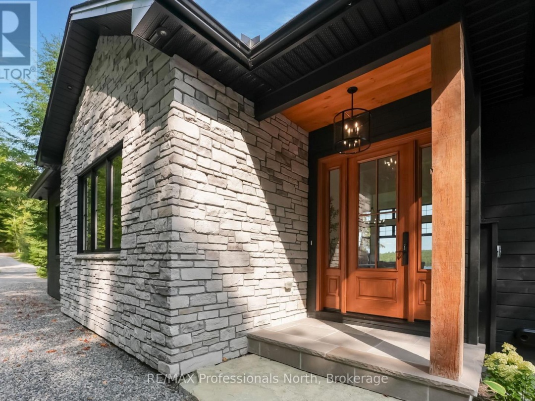 1015 TREASURE DRIVE, 