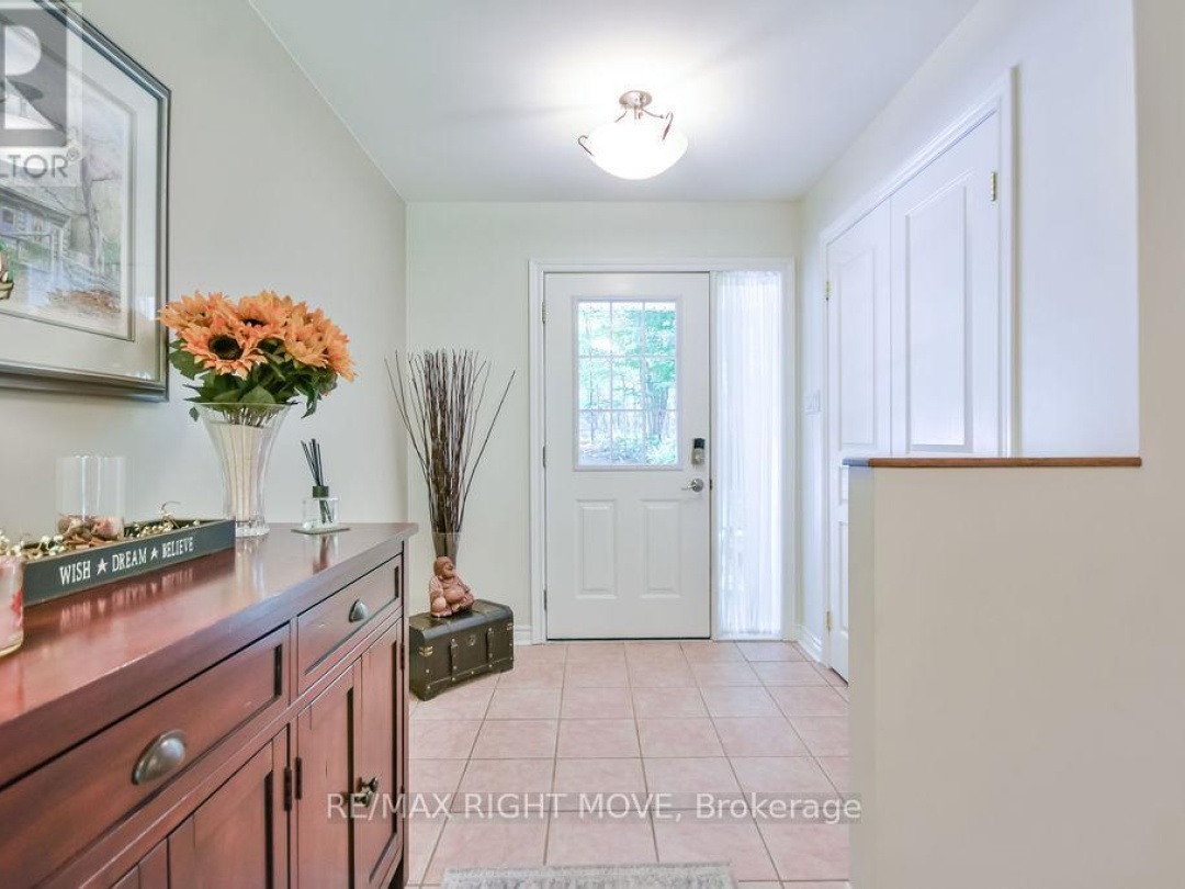 1011 TALBOT TRAIL, 