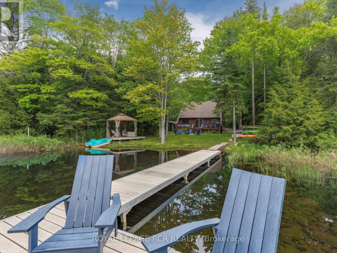 1034 BIRD LAKE CRESCENT, 