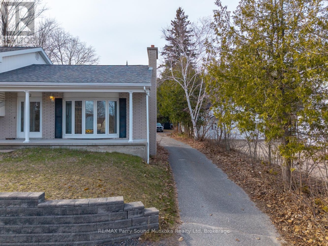 2 WILLIAM STREET, Parry Sound