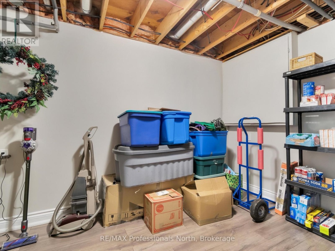 9 BEACON LANE, 