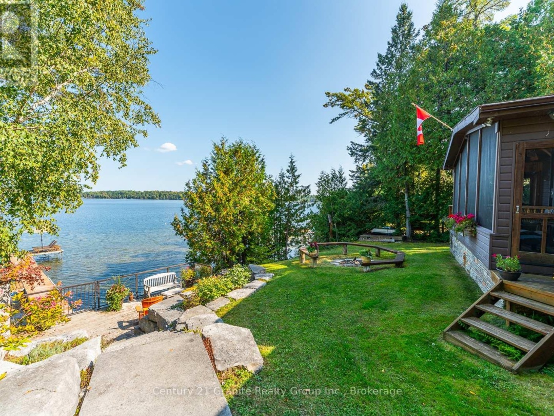 118 Griffin Drive, Four Mile Lake