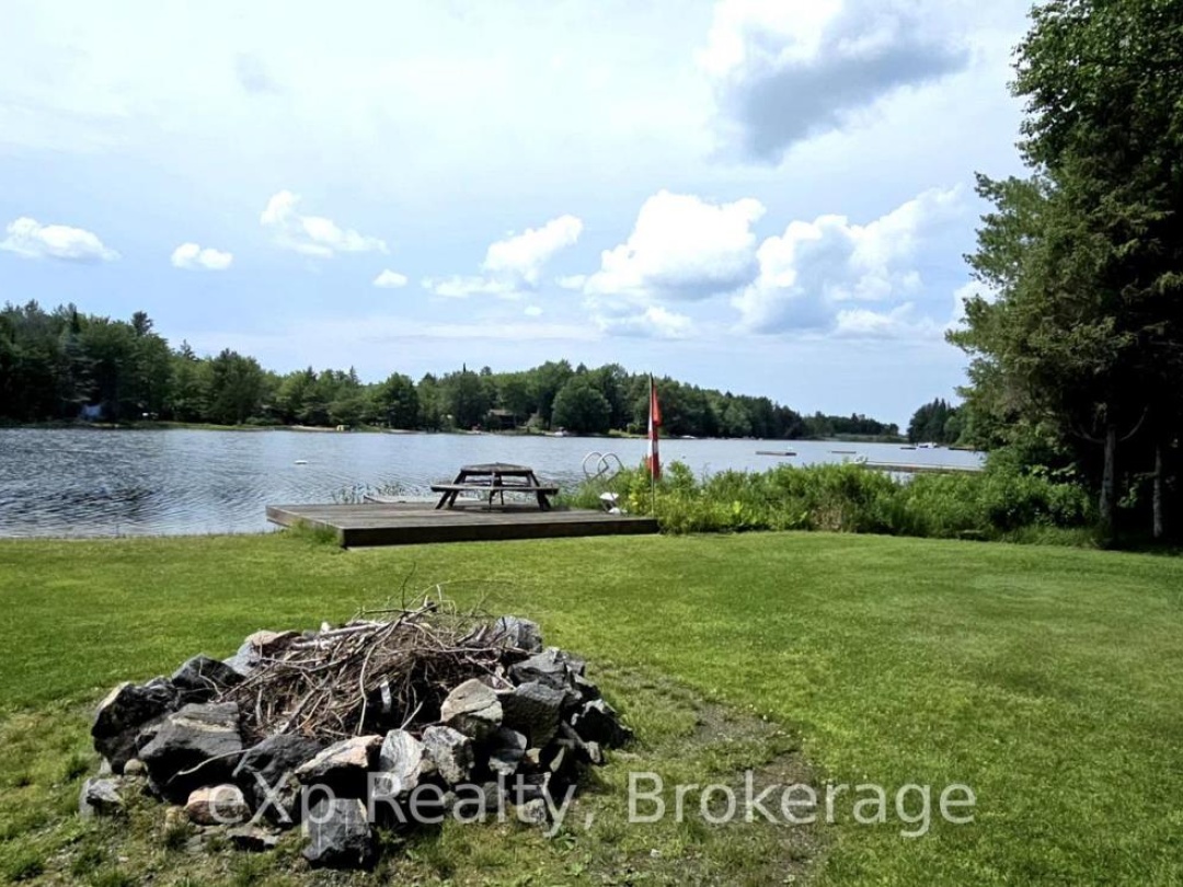 36 ROBERTS LAKE ROAD E, 