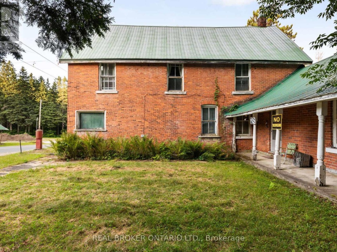 1401 Coopers Falls Road, Black Lake