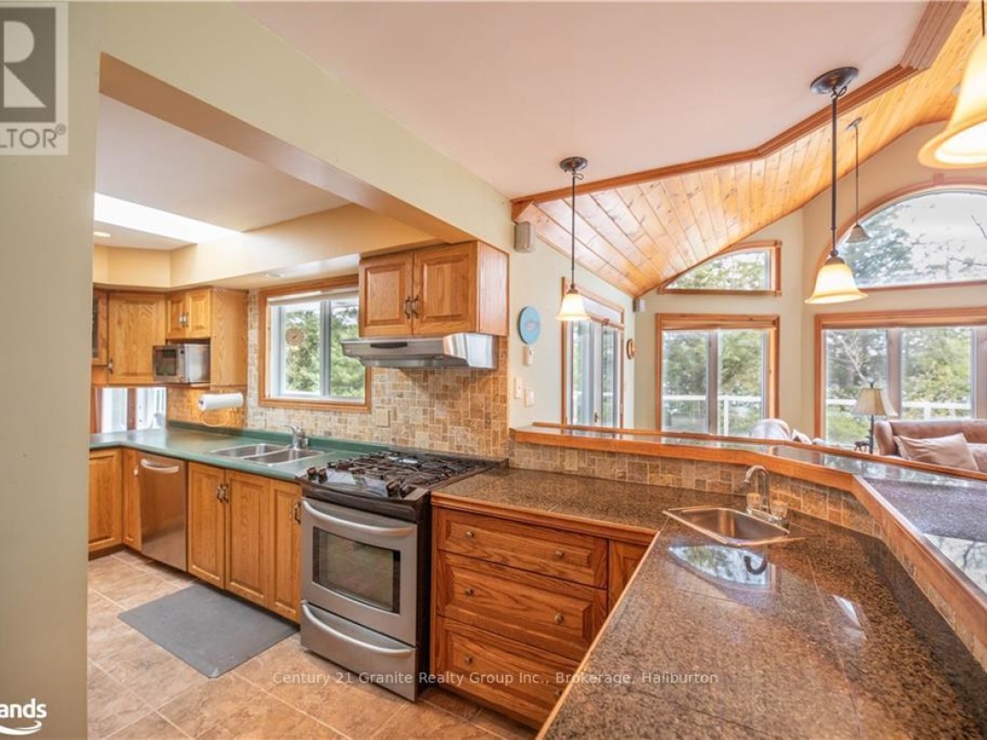 1016 Pegg Drive, Kennisis Lake