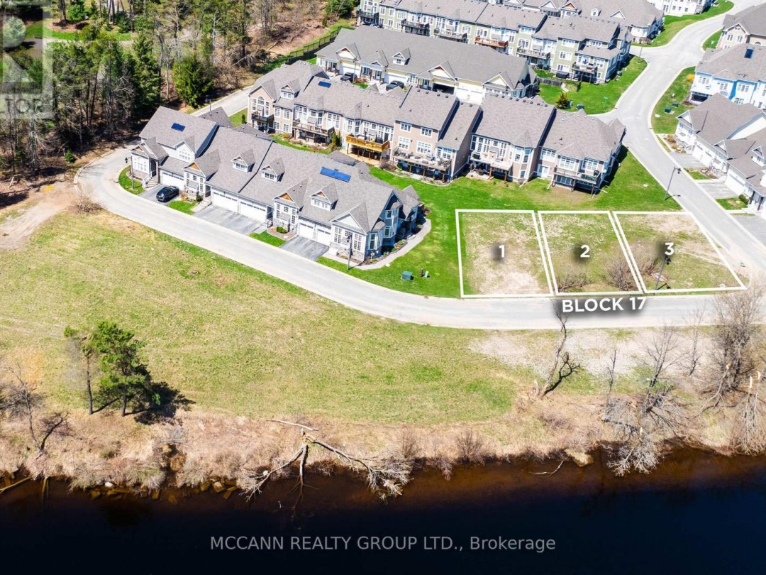 30&32&34 Kent Crescent, Muskoka River