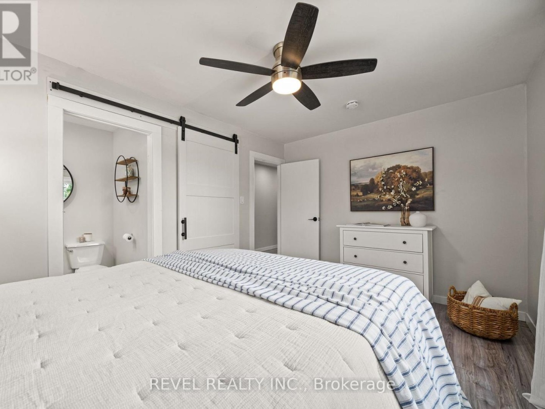 595 HICKORY BEACH ROAD, 