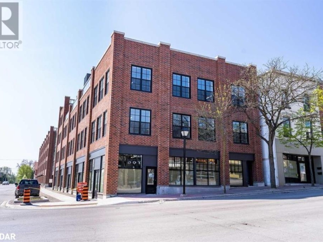 21 Matchedash Street S Unit# 322, Orillia
