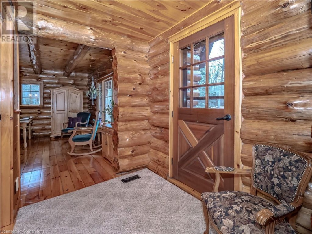 1696 HIGHWAY 118 E, 