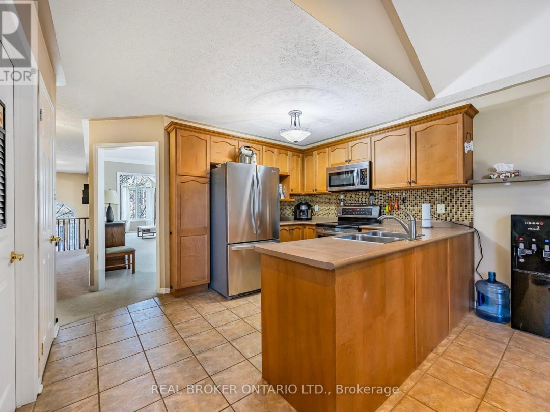 3160 Emperor Drive, Orillia