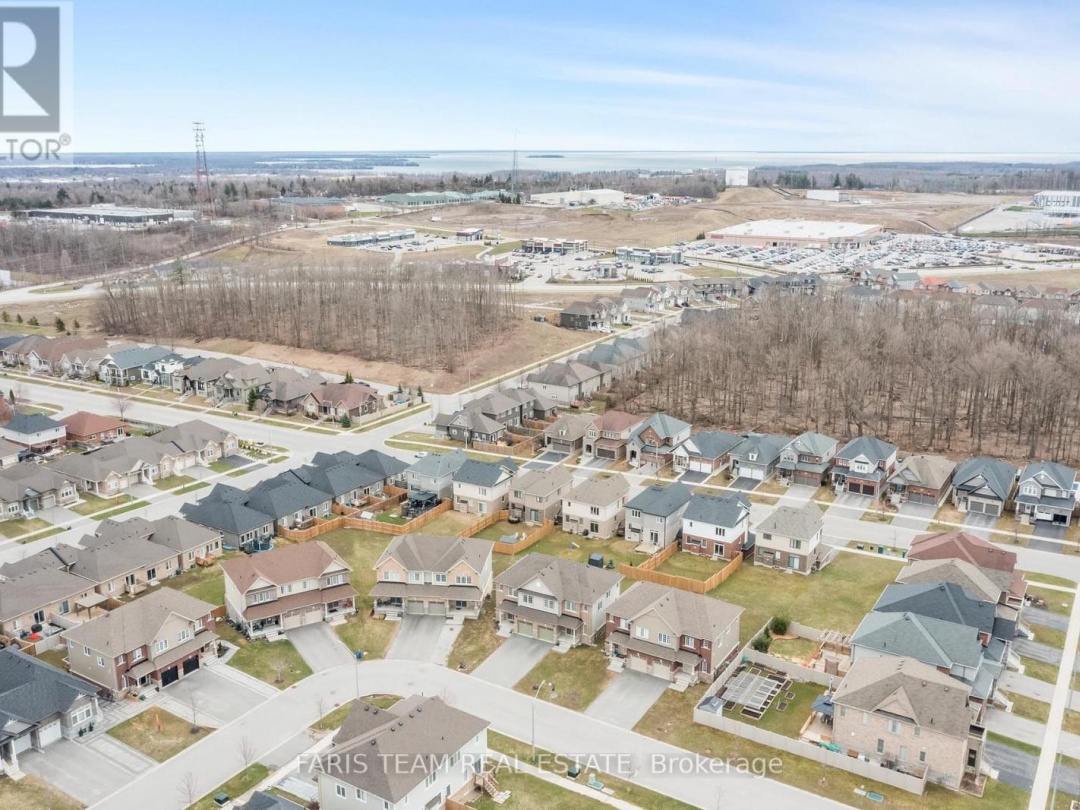 210 Isabella Drive, Orillia