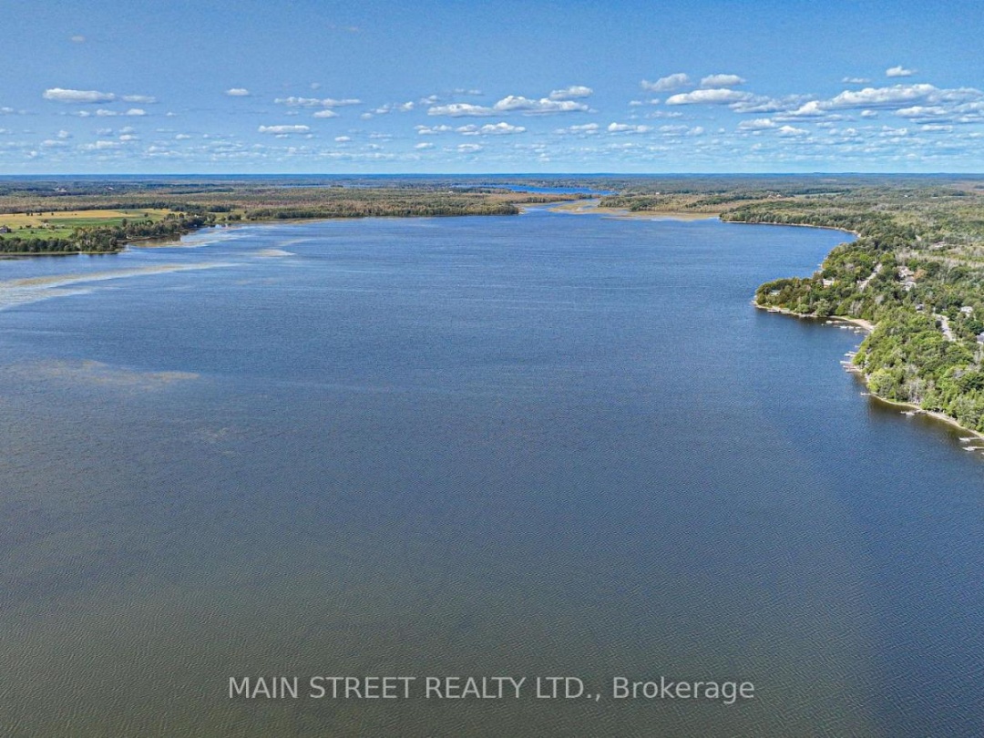 1316 Black Beach Lane, Dalrymple-south Lake