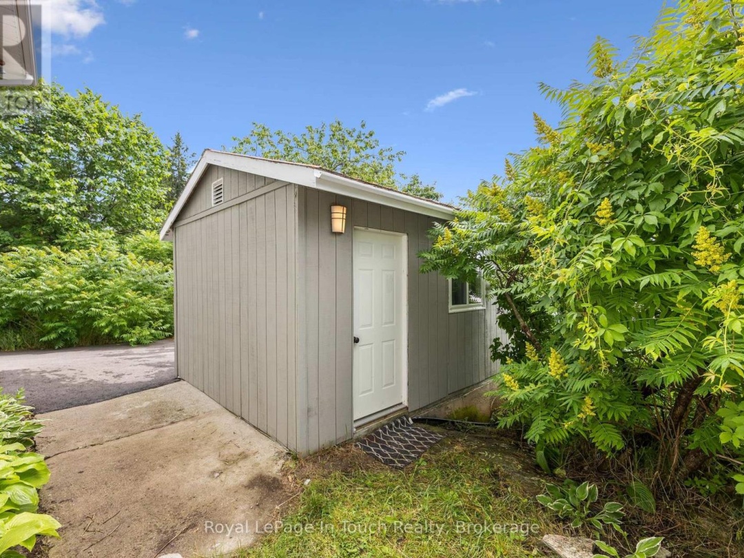 288 KINGS FARM ROAD, Gloucester Pool