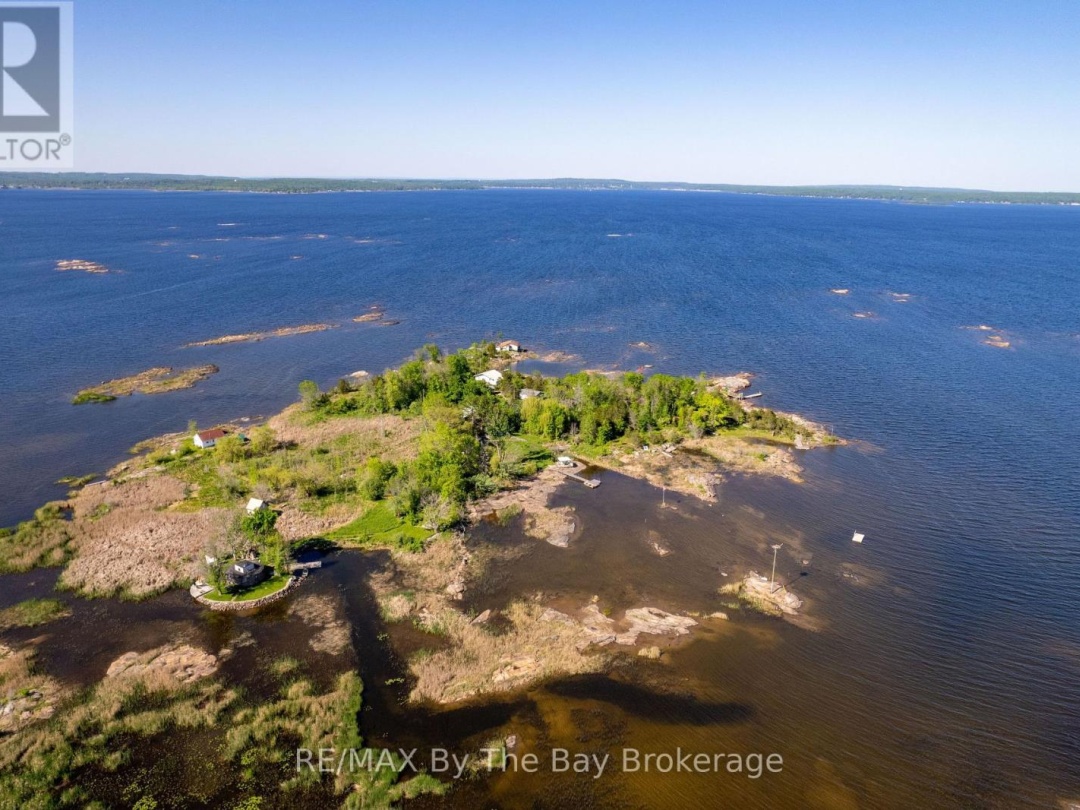 116 ISLAND 150/ BROSSEAU ISLAND, 