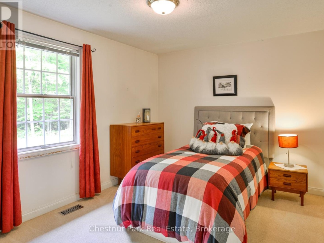 628 LYNX LAKE ROAD, 