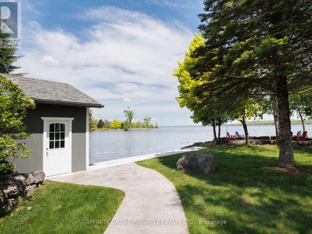 90 Mcgregor Drive, Pigeon Lake