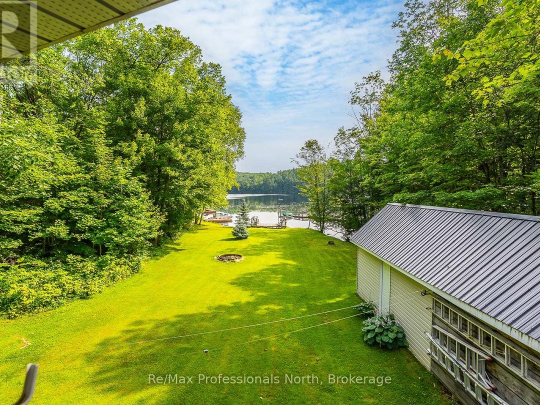 1272 Little Bob Lake Road, Little Bob Lake