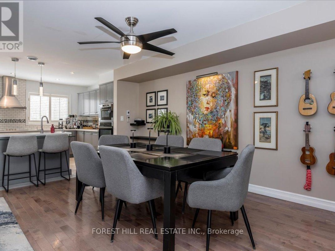 8 - 100 LAGUNA PARKWAY, 