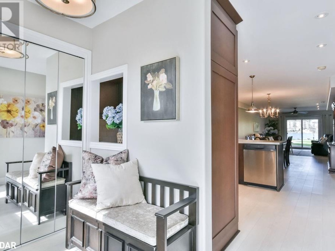 43 Creighton Street S Unit# 104, Lake Simcoe
