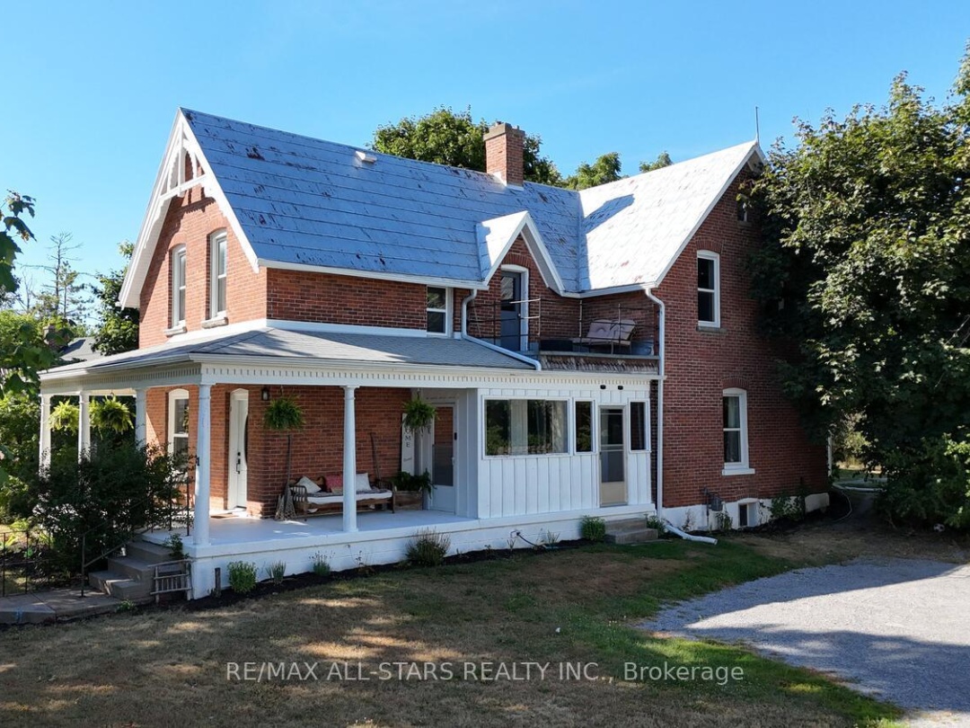 21 FRANCIS STREET E, 